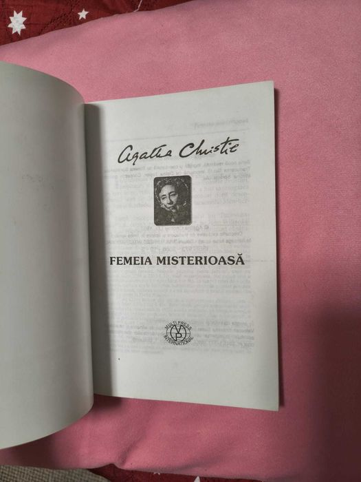 Femeia misterioasă - Agatha Christie (carte rară)