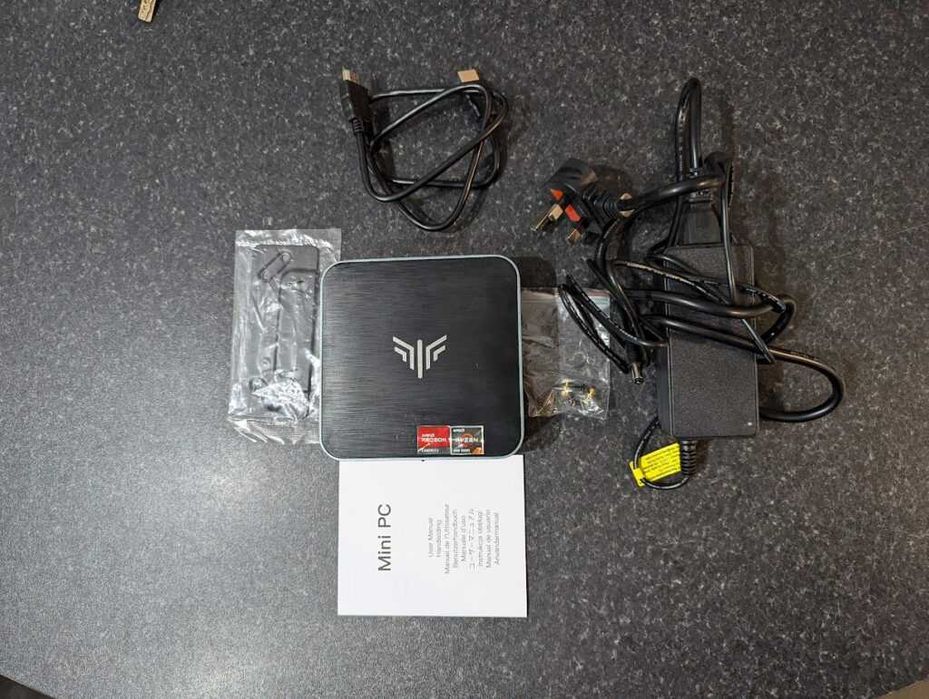 MINI PC 16 GB RAM, 512 GB SSD, AMDRyzen7 SIGILAT,Windows 11 negociabil