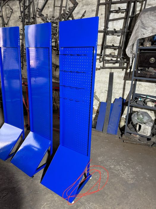 Стеллаж полка витрина стойка для рекламы