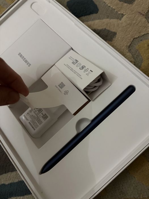 Galaxy tab s7 с ручкой