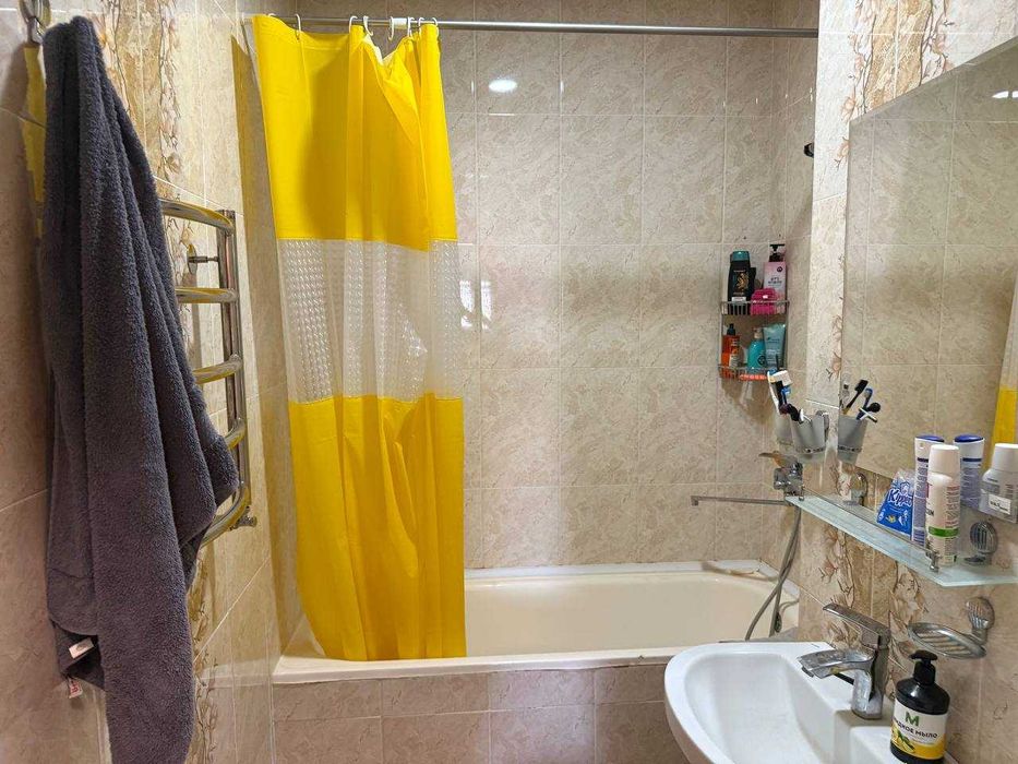 Сдается в аренду 2-х комнатная квартира на мосту Мукимий