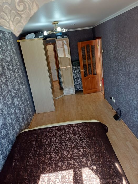 Продаётся 4-х комнатная квартира.