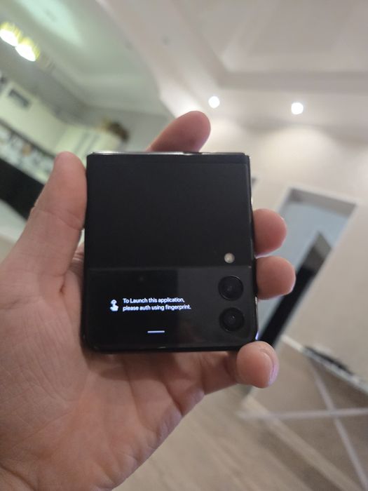 Samsung Z Flip 3 8/256Gb Black