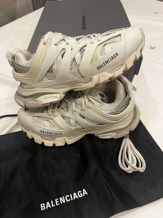 Balenciaga track 38 бели