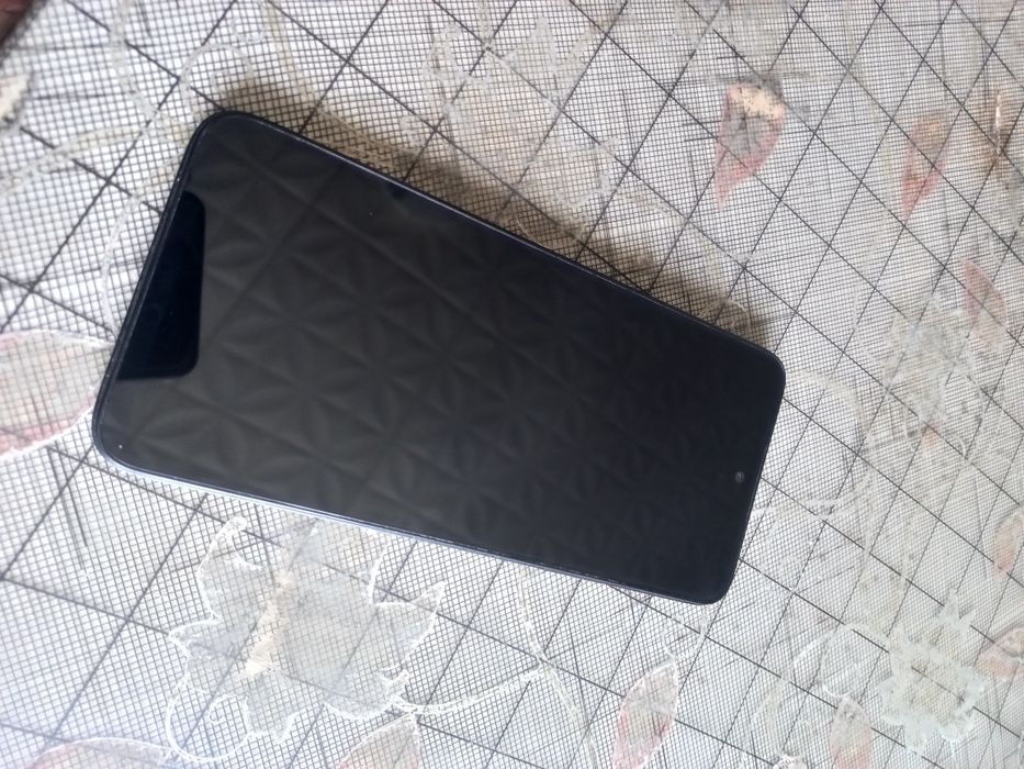 Продам Redmi 13 идеал