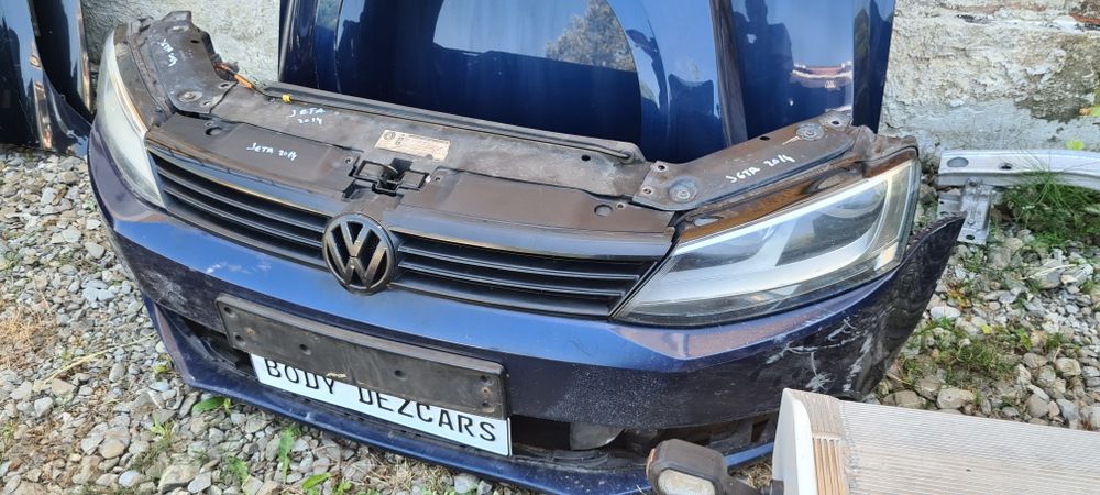 Fata completa Vw Jetta mk6 2014 Capota bara far aripa trager grila