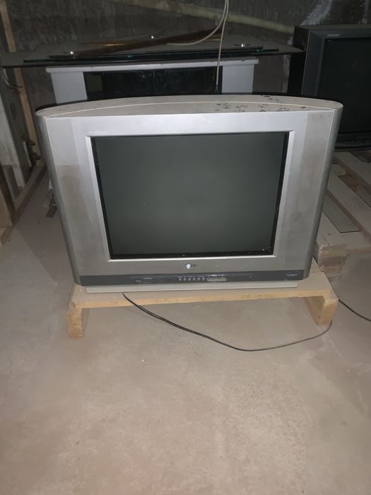 LG Samsung Sony 3 tasi 200.000