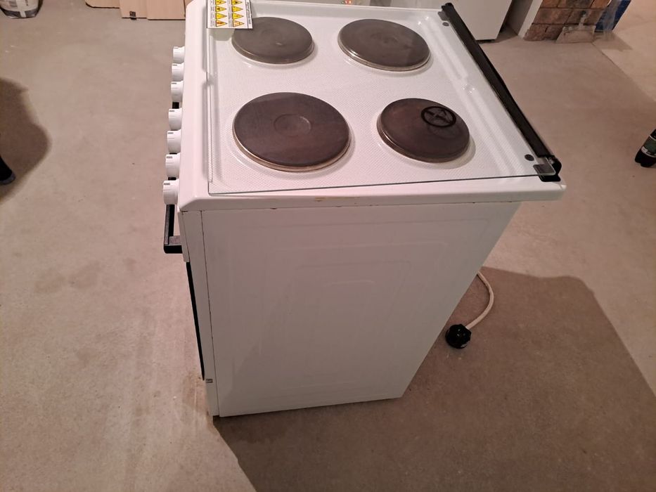 Продаю Электроплиту