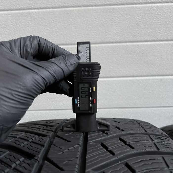 4 Anvelope iarna 275 40 21 cu 305 35 21 Michelin DOT 18/19