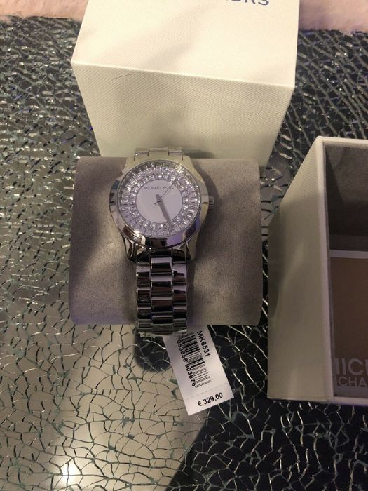 Продам часы от Micheal Kors оригинал