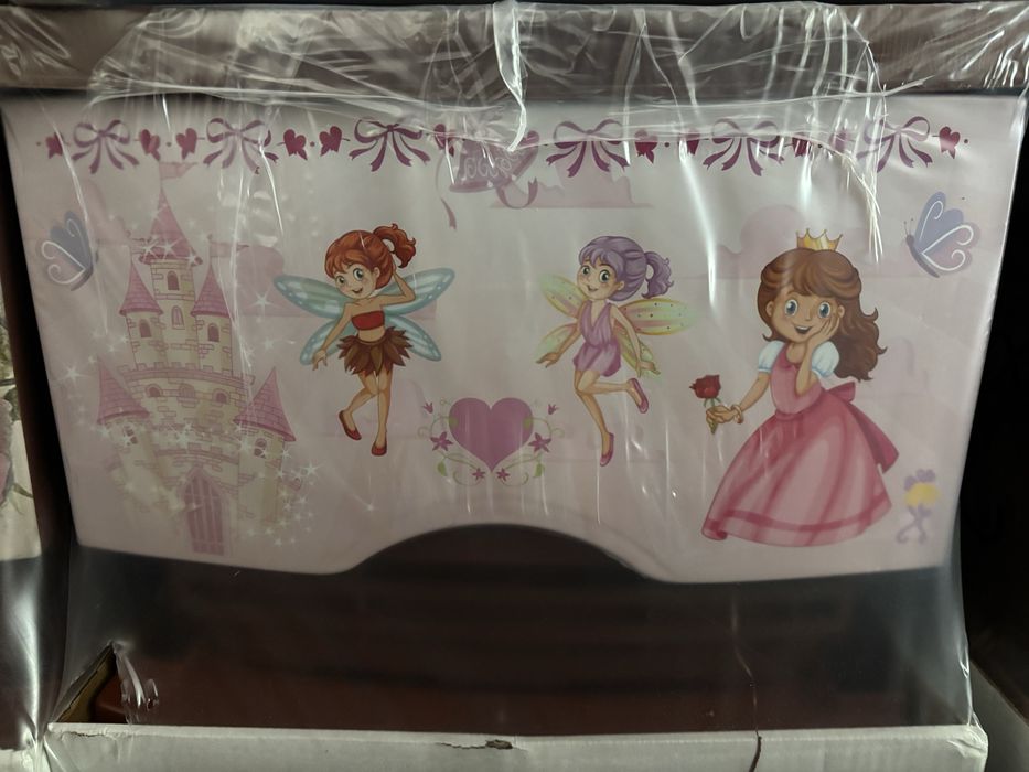 Пластмасов шкаф на 4 нива