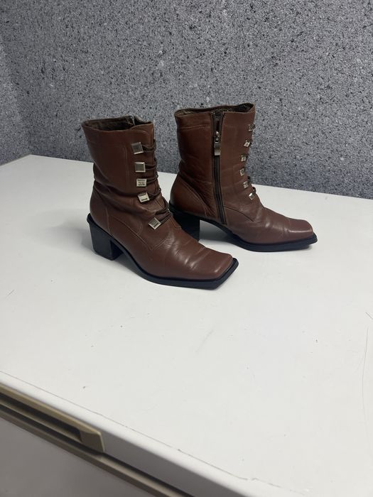 Продам сапожки  кожанные