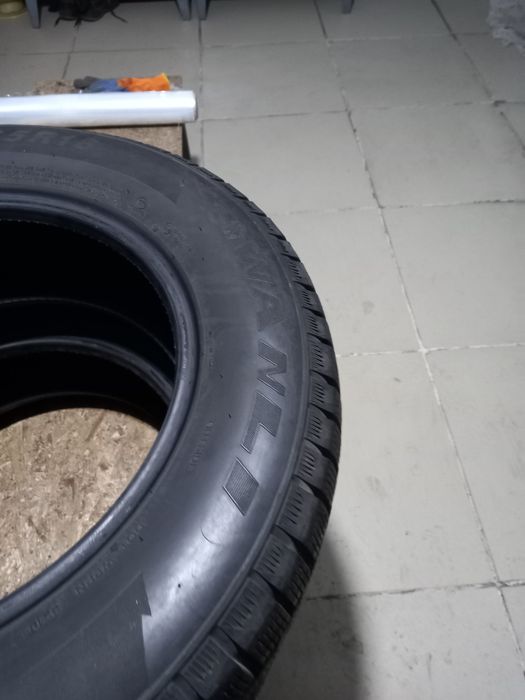 Резина лепучка для газель