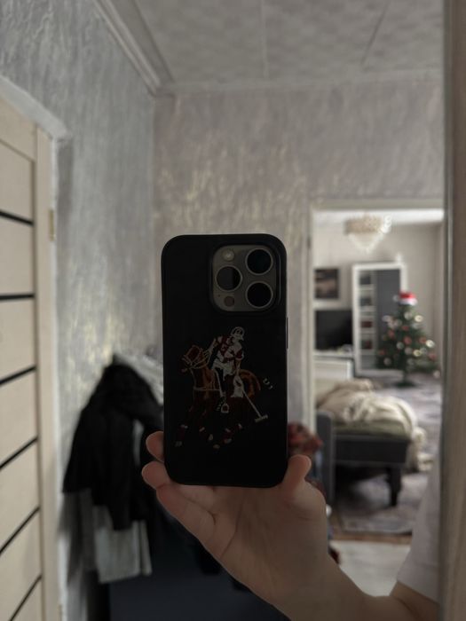 Чехол на айфон 15 про