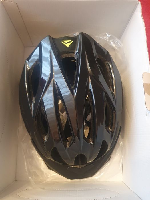 Vand casca bicicleta Merida Noua