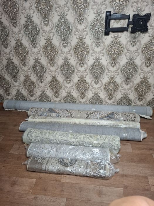 Продаётся ковёр ( ковры, ковер) б/у !