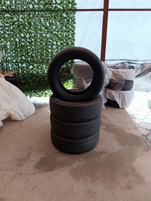 Продам комплект летней 235/60R18
