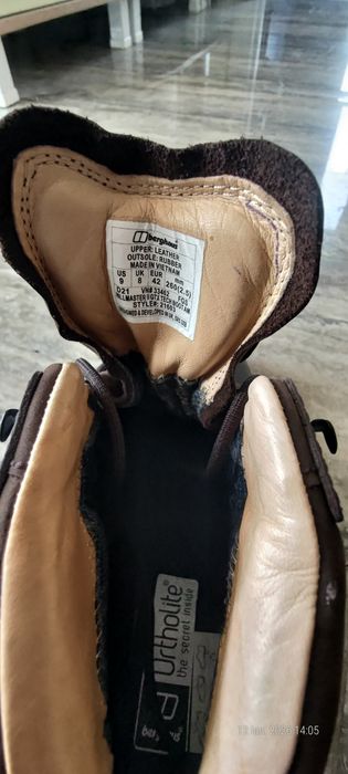 Ghete bărbați Berghaus nr 42 sau 26cm Gore tex