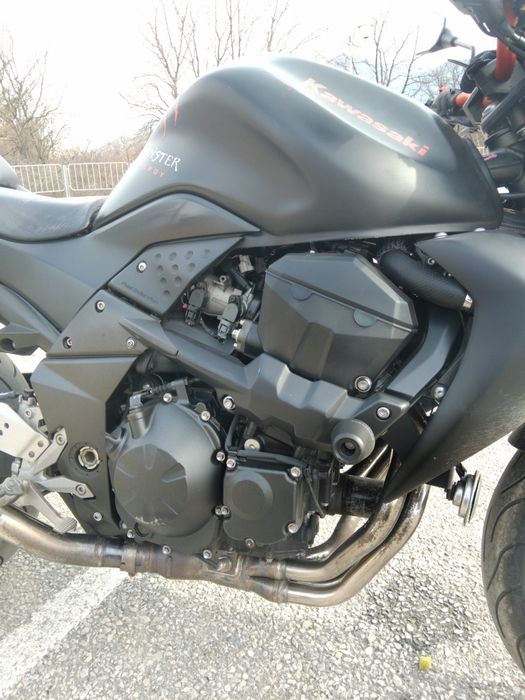 Продавам Kawasaki Z750