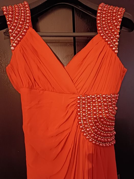 Вечернее нарядное платье