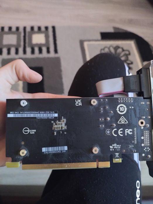 Placa video gt730 funcțional în stare bună VGA-ul nefuncțional