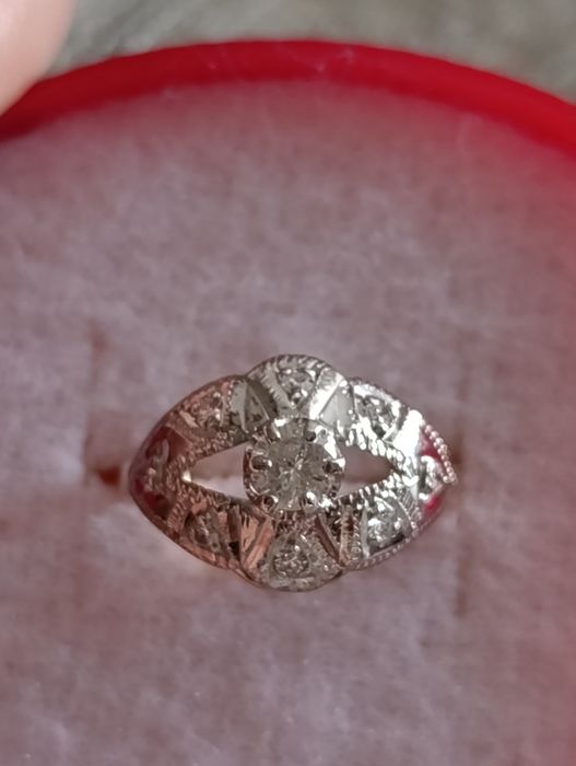 Советское кольцо с якутскими бриллиантами.