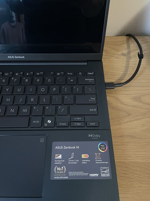 Asus Zenbook 14 UX3405CA