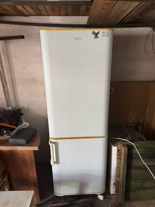 Продам холодильник