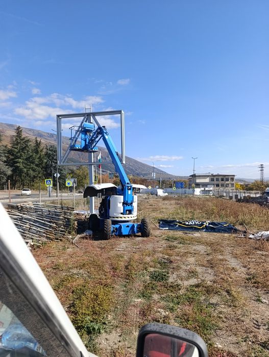 Вишка артикулираща под наем