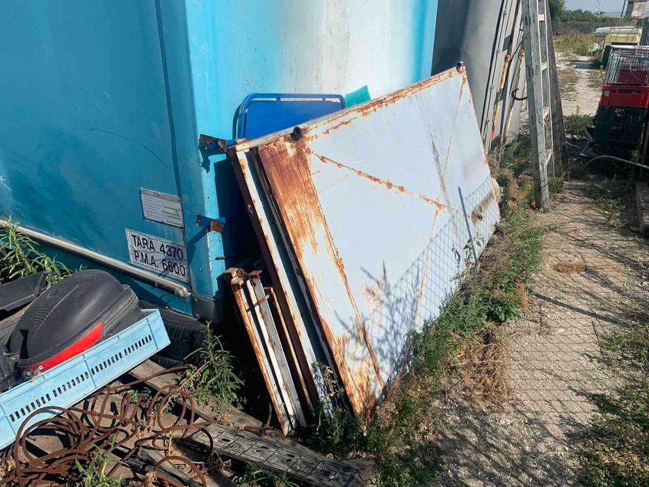 Гаражна врата метална тип хърмоника