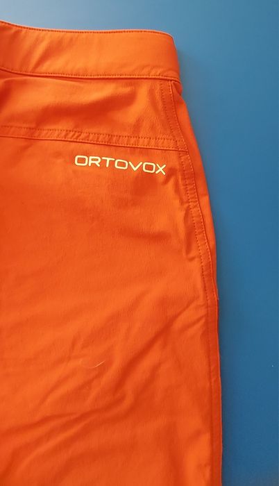 Дамски къси панталонки Ortovox M