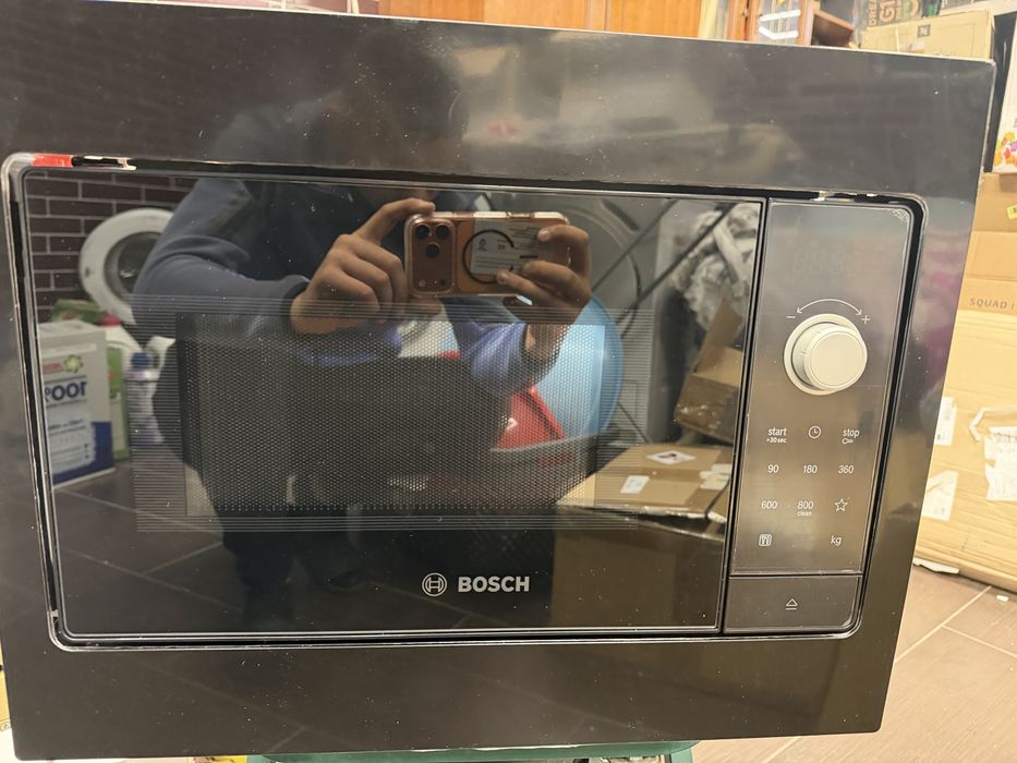Микровълнова за  вграждана на bosch