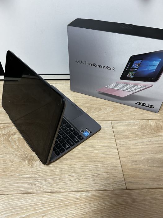 Laptop/Tableta Asus Transformer Book