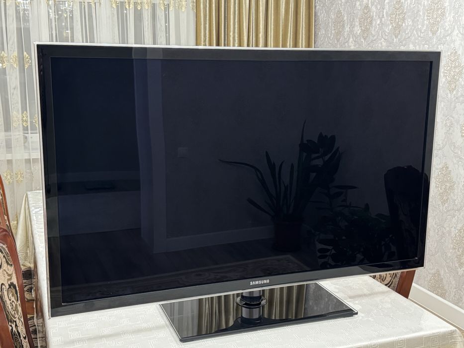 Продам телевизор