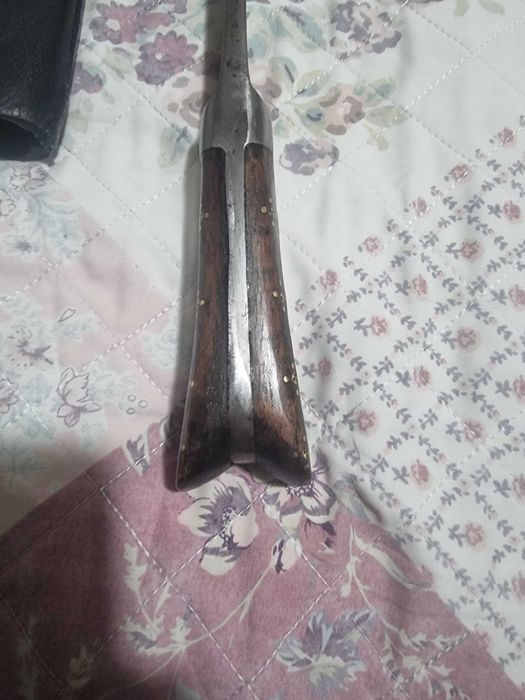 Голям каракулак, кулаклия, нож