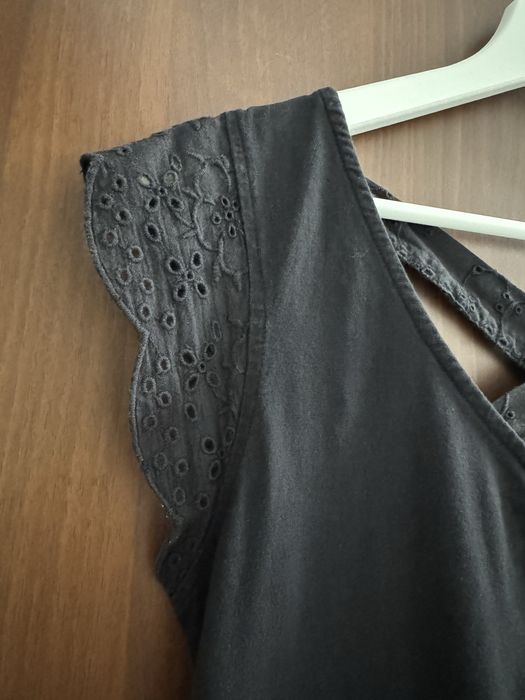 Bluza neagra cu funda