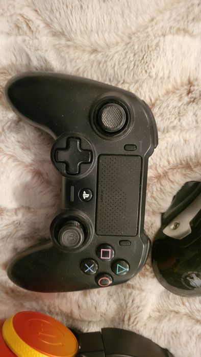 Комплект джойстик мишка клавиатура и слушалки за Playstation 4 PC