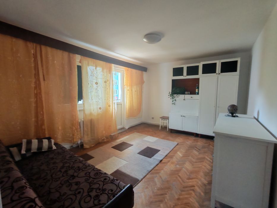 chirie ap 3 camere