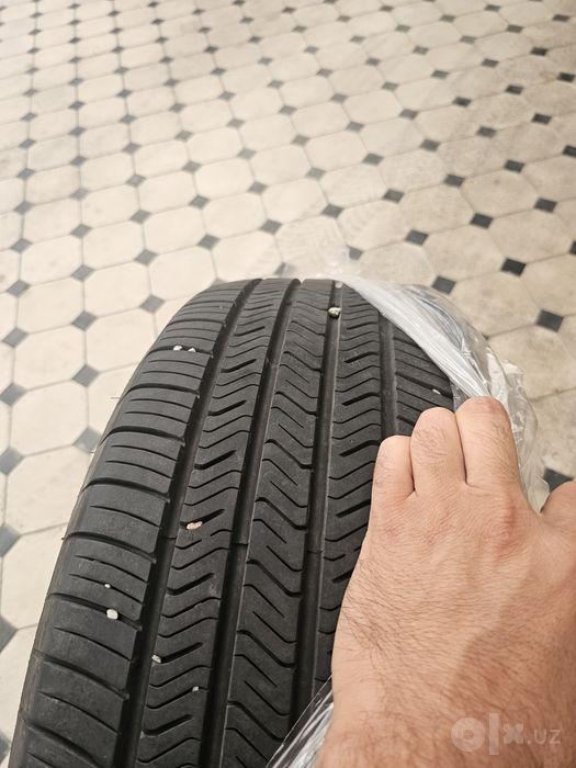 R20 балон сотилади.235/55/20