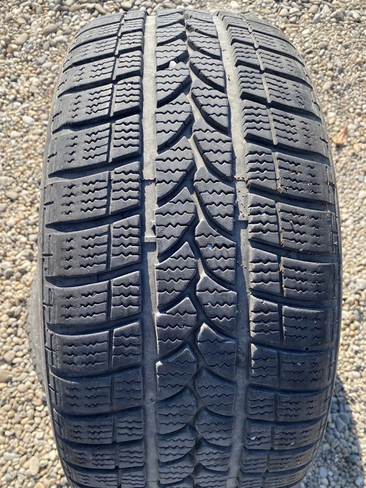 Anvelope iarna 225/50/17
