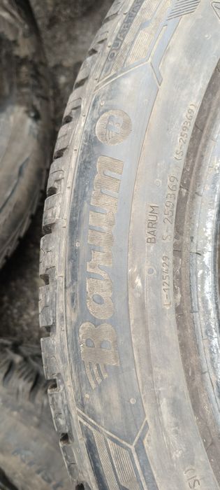 215/50/17  гуми топ като нови зимни барум зимни всесезонни!