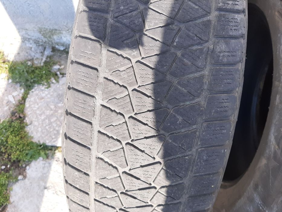 Зимни гуми за джип