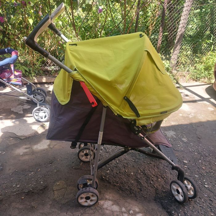 Продам недорого коляску