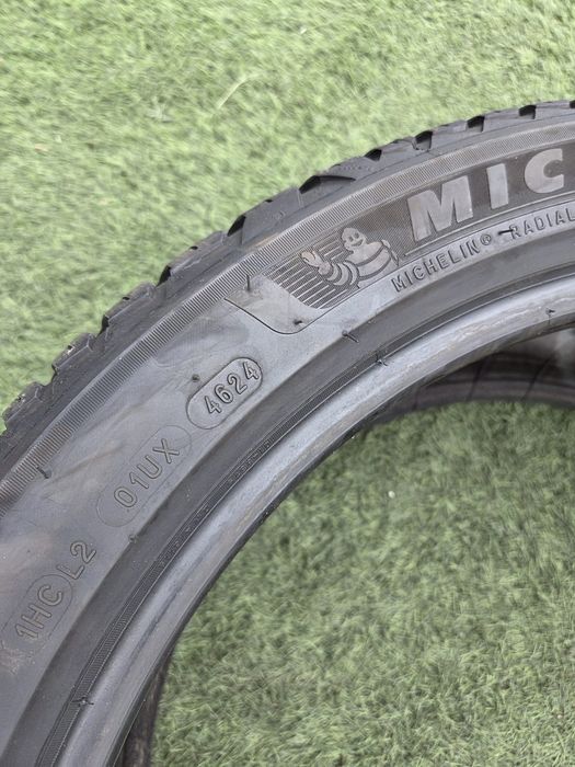 255 40 20 Michelin