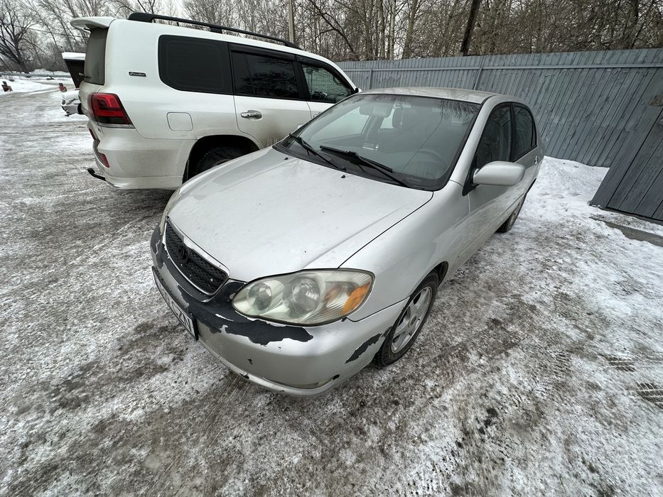 Продам фары тойота королла 2004