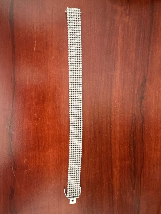 Золотые украшения с бриллиантами