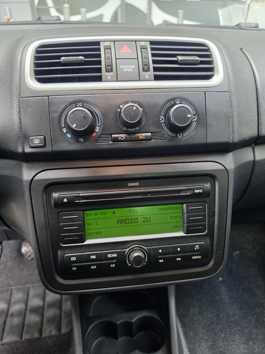 Skoda Fabia An 2011 - ITP facut azi /  Euro 5 - Proprietar Accept Orice Testare !!