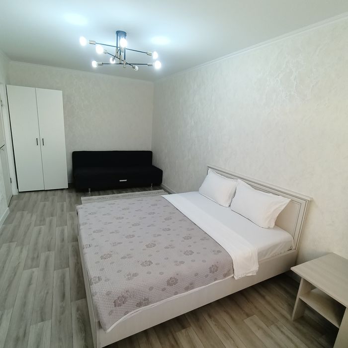 Сдам посуточно 1 кв 11 Мик