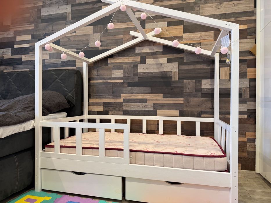 Детско легло-къщичка