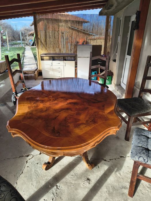 Красива и тежка маса